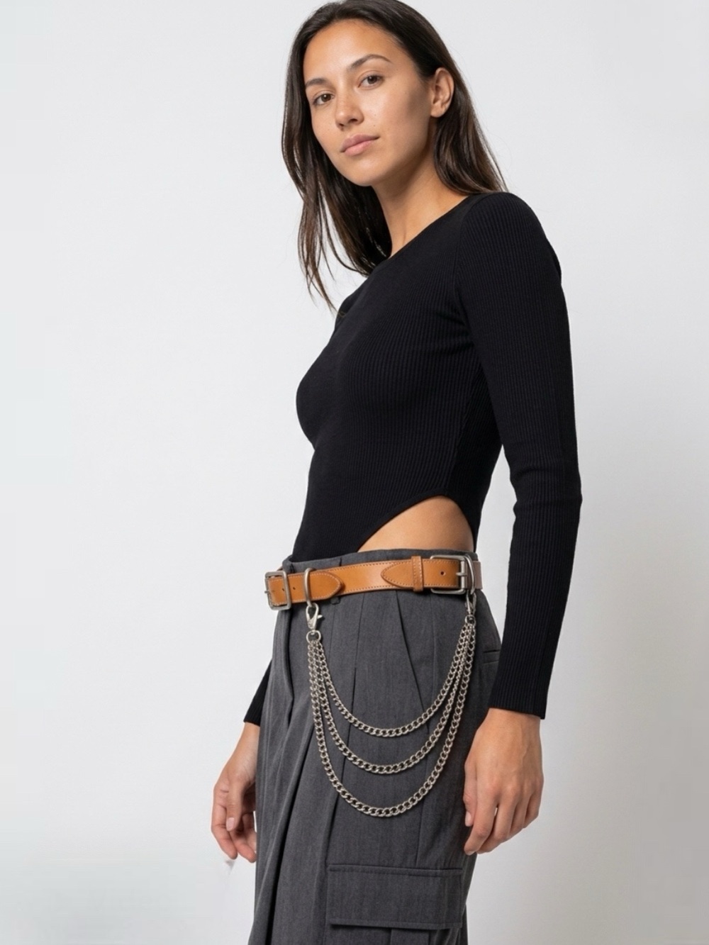 St. John leather and detachable chain link belt